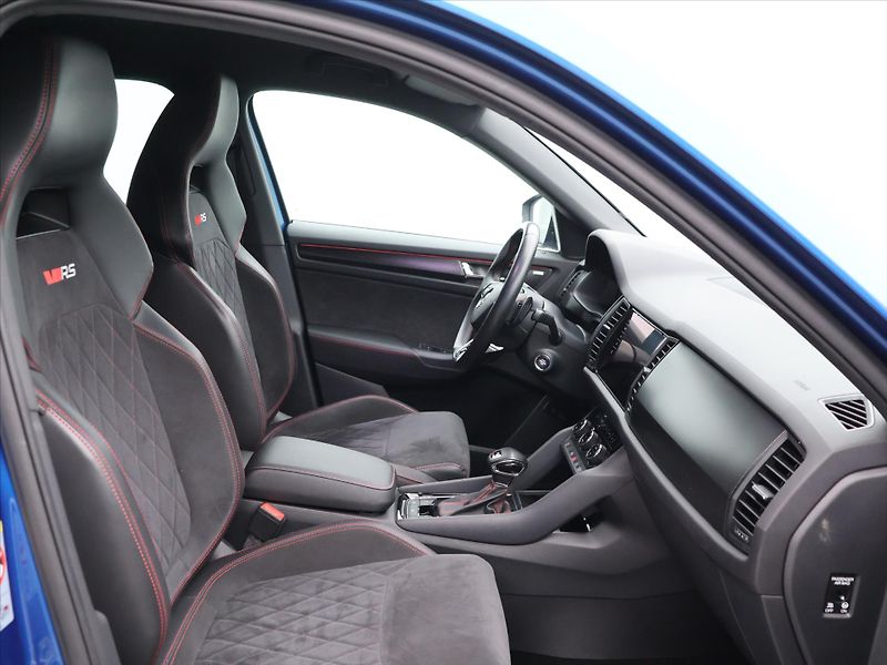 Škoda Kodiaq RS 2,0 TDI DSG 4x4 Webasto 1.M - fotka 13 z 39