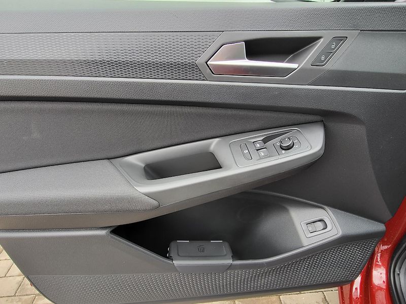 Volkswagen Caddy (2025) Life 1,5 TSI PHEV - fotka 8 z 27