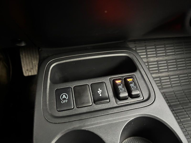 Mitsubishi Space Star 1,2 MIVEC AT - fotka 21 z 26