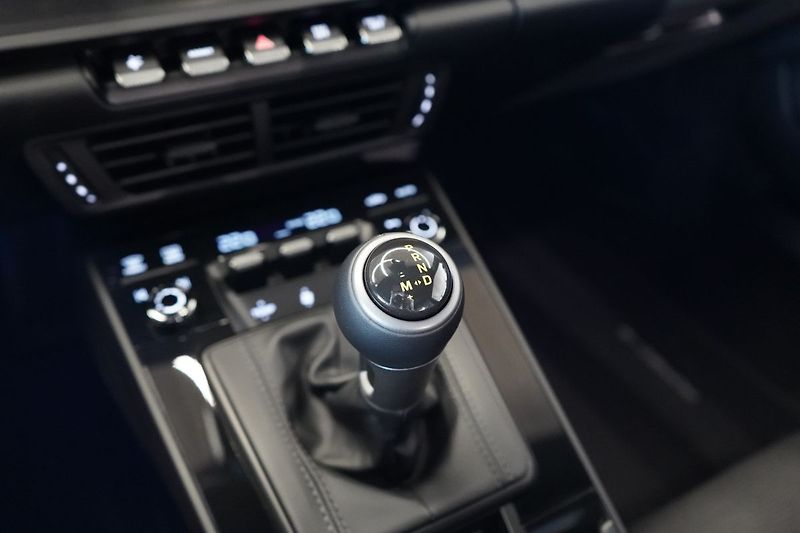 Porsche 911 GT3 Touring,Chrono, Lift, Bose - fotka 46 z 50