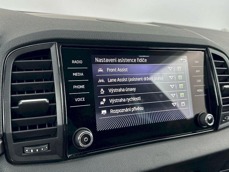 Škoda Karoq (2024) DSG 1.5TSI 110kW Selection Fre - fotka 12 z 31