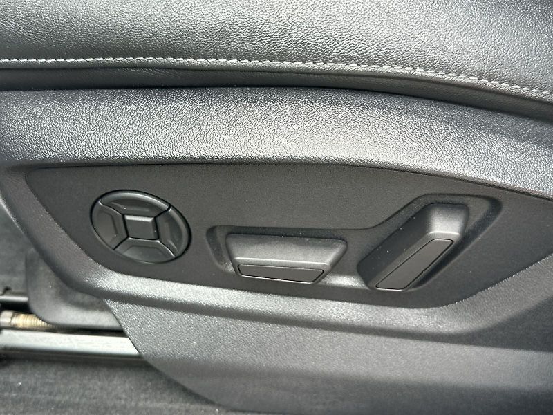 Audi Q7 (2022) 3.0 TDI Quattro S-line - fotka 21 z 37