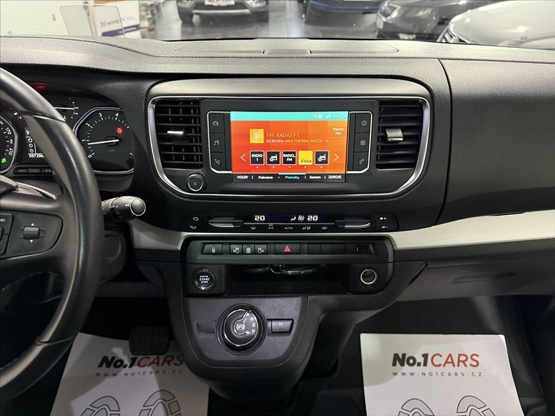 Citroën SpaceTourer 2,0   HDI SHINE PANO WEBASTO - fotka 28 z 40