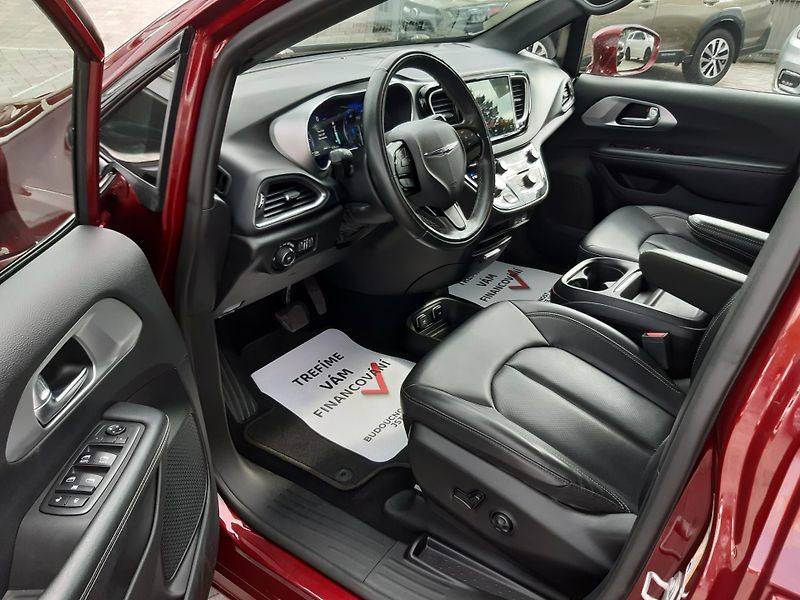 Chrysler Pacifica (2019) 3,6L SPORT, REZERVACE - fotka 9 z 48