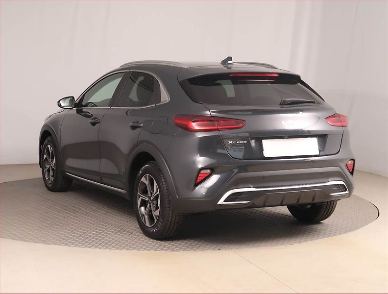 Kia XCeed (2026) 1.6 T-GDI, Ad. tempomat - fotka 4 z 18