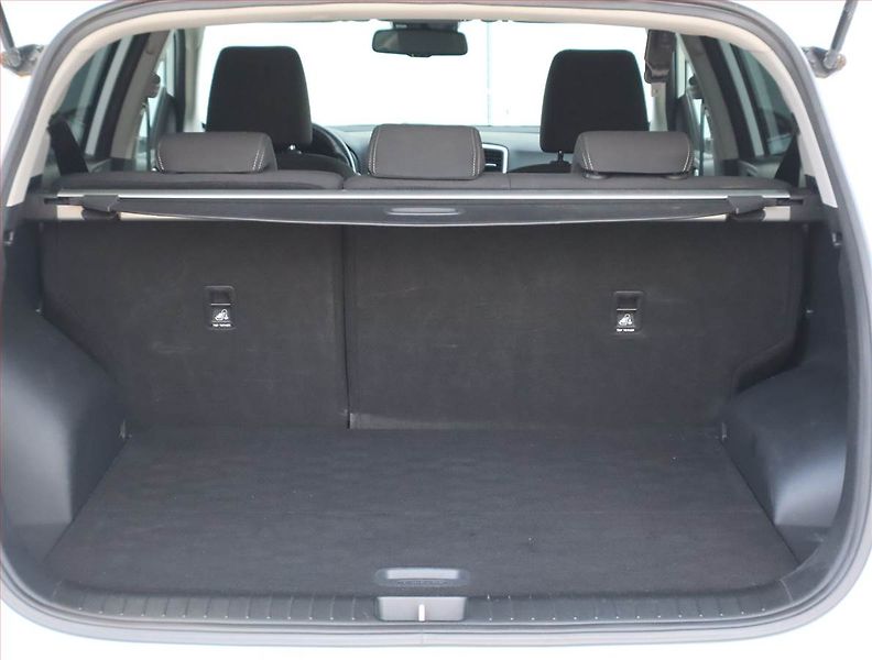 Kia Sportage (2019) Gold 1.6 T-GDI, 4X4 - fotka 13 z 17