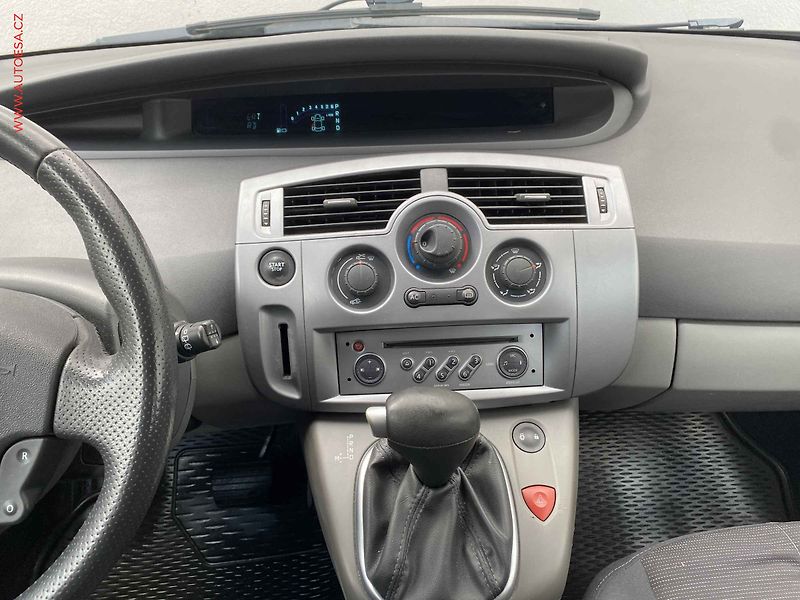 Renault Scénic (2007) 1.6 16V, ČR, AT, AC, xenon - fotka 13 z 16