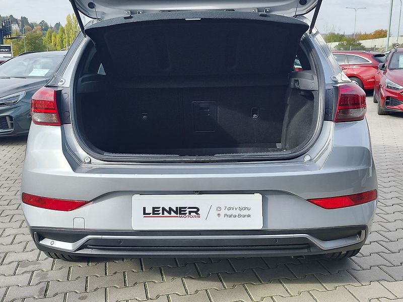 Hyundai i30 1.5 T-GDI/103kW Style DCT - fotka 9 z 34