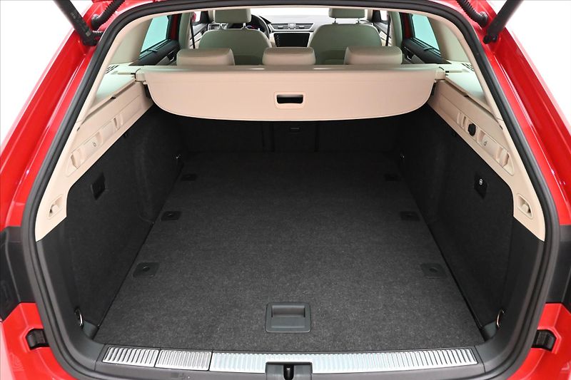 Škoda Superb 2,0 TDI 147 kW L&K DSG Záruka - fotka 10 z 32