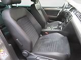 Volkswagen Passat (2017) 2.0 TDI, Automat, Kůže, Navi - náhled 9