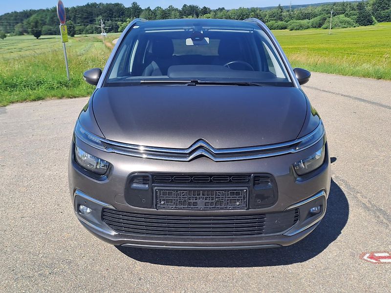 Citroën Grand C4 Picasso 1.6 HDi AUTOMAT, 7 MÍST - fotka 2 z 41