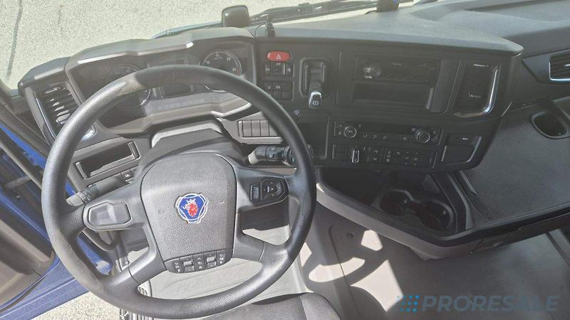 Scania R450 N323 LOW DECK EURO 6 - fotka 4 z 10