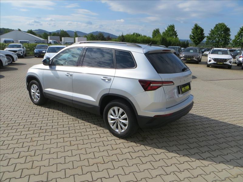 Škoda Karoq 1,5 TSI 110kW DSG Ambition ČR - fotka 5 z 24
