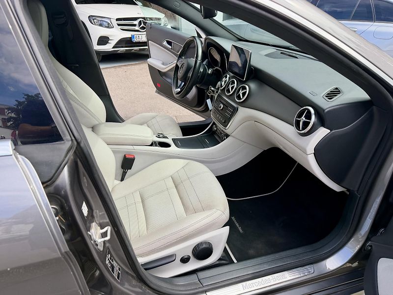 Mercedes-Benz CLA 180 SB aut. - fotka 16 z 22