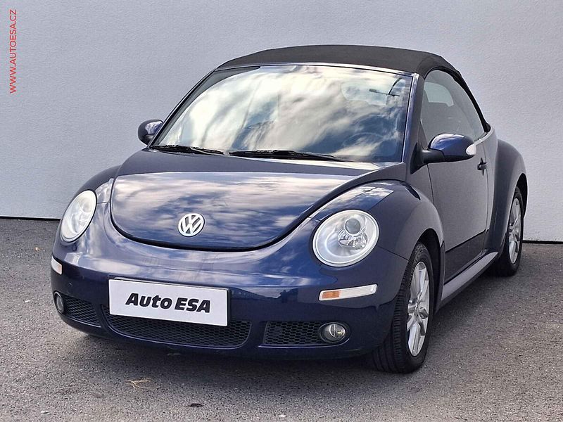 Volkswagen New Beetle (2007) 1.9TDi, AC, výhřev sed - fotka 4 z 14