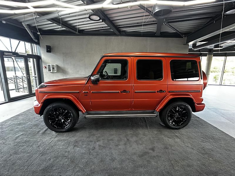 Mercedes-Benz Třídy G (2023) G 500 Manufaktur Orange AMG  - fotka 2 z 20
