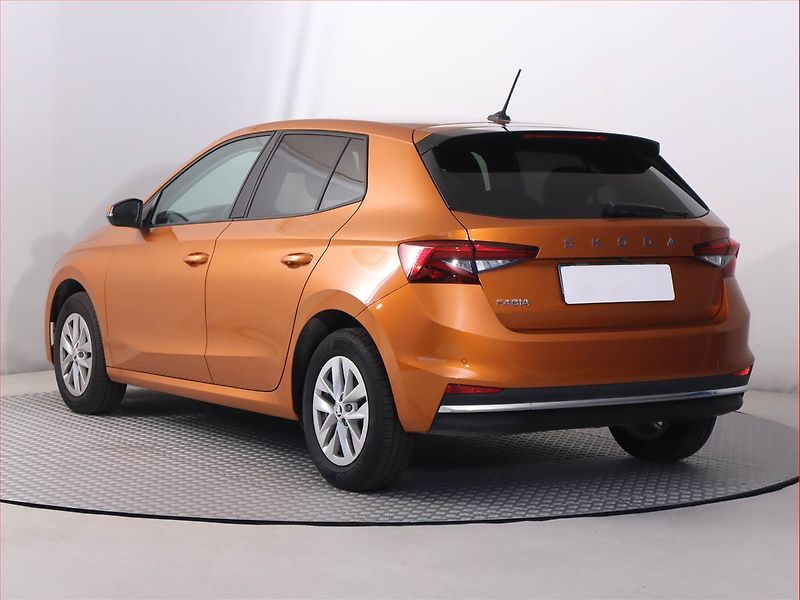 Škoda Fabia (2024) Selection 1.0 TSI, Serv.kniha - fotka 4 z 16