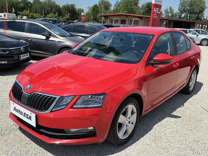 Škoda Octavia (2017) 1.6 TDi, ČR, Ambition - fotka 3 z 17