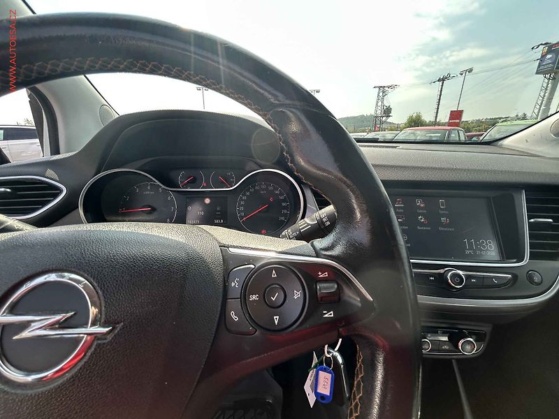 Opel Crossland X (2018) 1.2 PT, ČR, AC, temp. - fotka 18 z 18