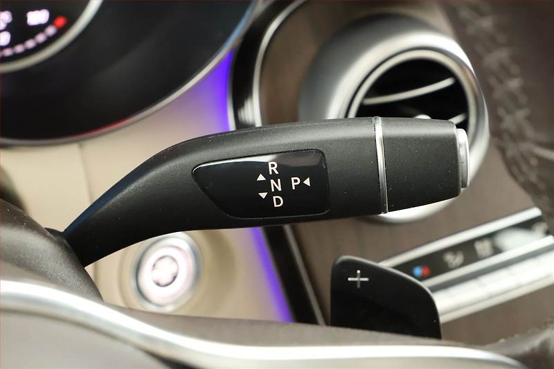Mercedes-Benz GLC (2019) 220 d 4MATIC - fotka 10 z 19
