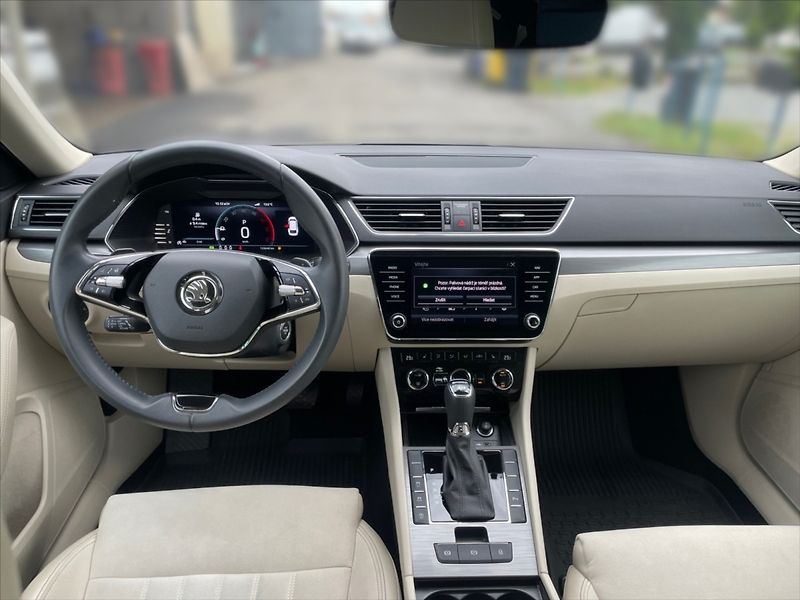 Škoda Superb 2,0 TDI 147 4x4 Style DSG - fotka 9 z 11