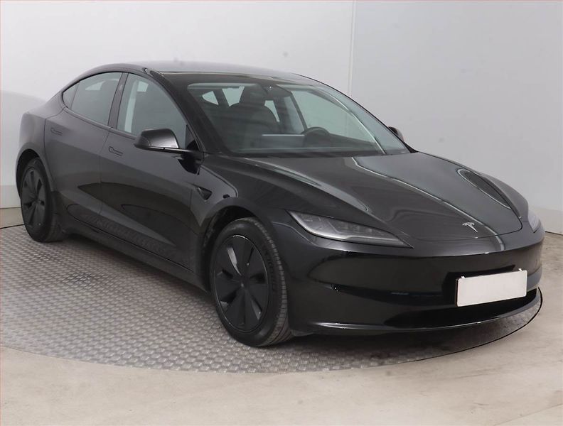 Tesla Model 3 (2024) Standard Range LFP, SoH 95% - fotografie inzerátu