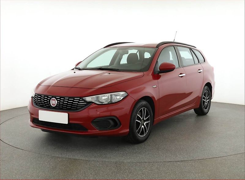 Fiat Tipo (2018) 1.4 16V - fotka 2 z 15