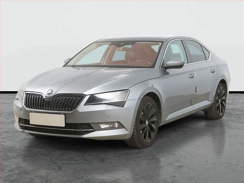 Škoda Superb (2019) 2.0 TDI, Automat, Kůže, Navi - fotka 2 z 19