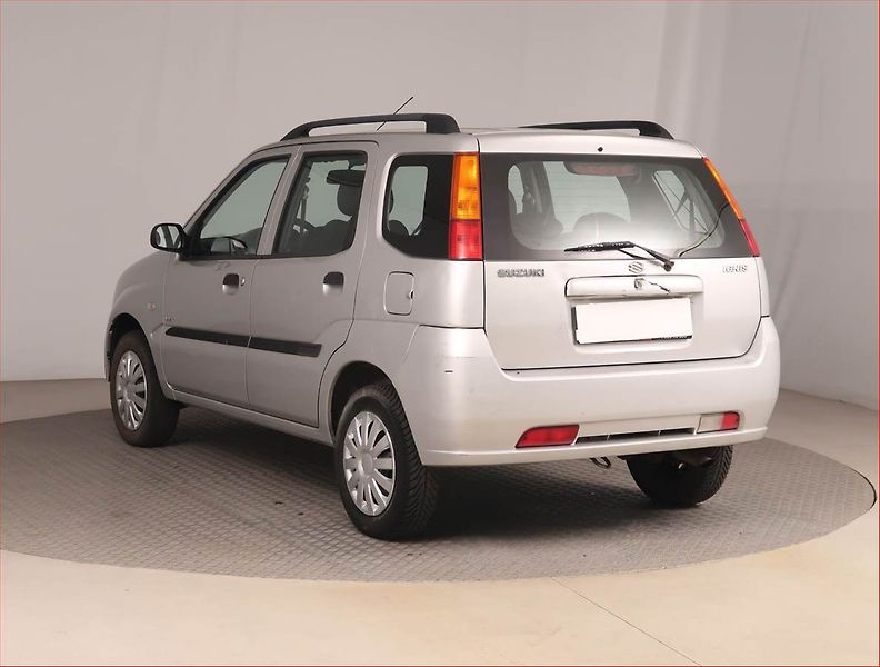Suzuki Ignis (2008) 1.3, Klima, oblíbený vůz - fotka 4 z 14