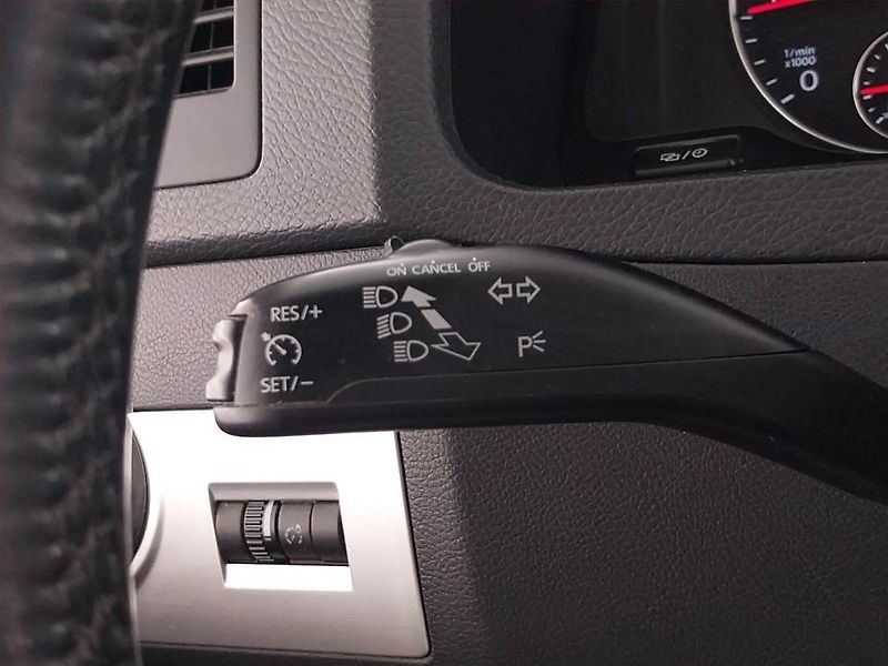 Volkswagen Multivan (2014) Highline 2.0 TDI 4Motion, ČR - fotka 17 z 22