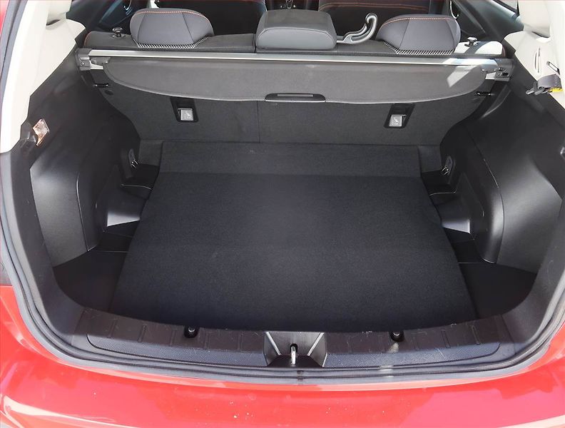 Subaru XV (2019) 1.6i, 4X4, Automat - fotka 14 z 22