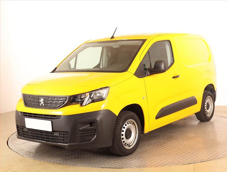 Peugeot Partner (2022) PureTech 110, SR, 1Maj, DPH - fotka 2 z 14