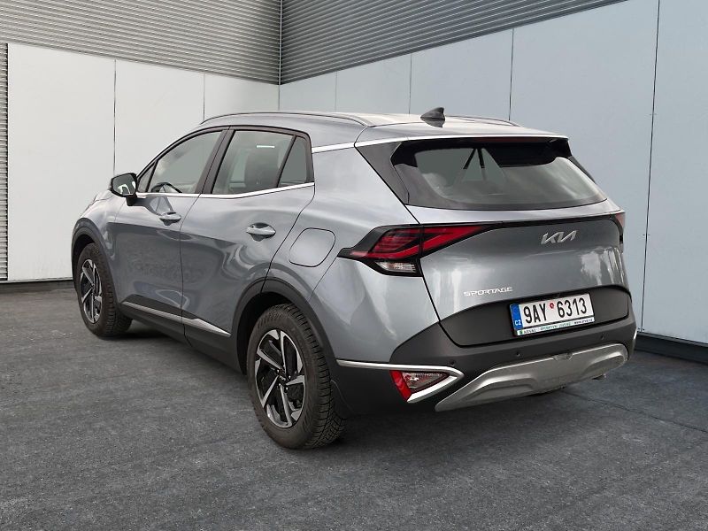 Kia Sportage (2023) EXCLUSIVE 1.6TGDI 110kW CZ DPH - fotka 4 z 11