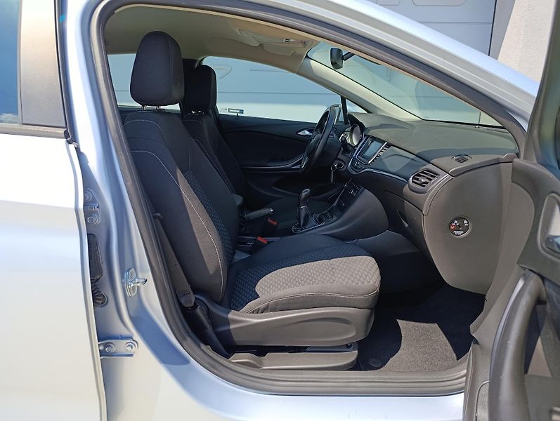 Opel Astra 1.0 77kW ČR 1.MAJITEL  - fotka 16 z 31