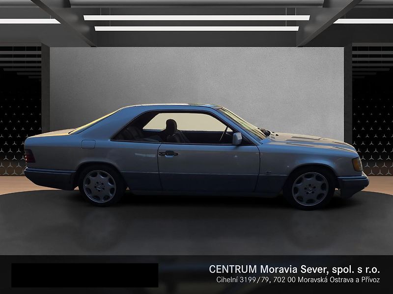 Mercedes-Benz 124 200CE  COUPÉ - fotka 6 z 21