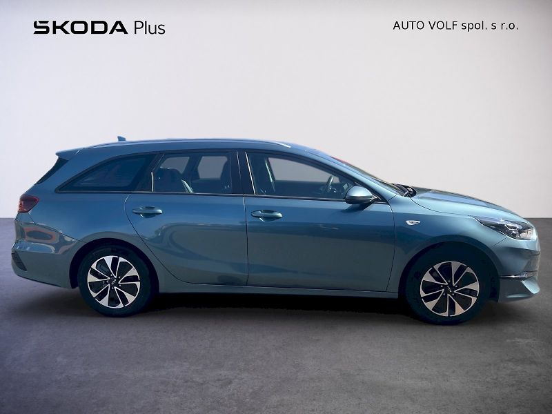 Kia Ceed (2025) Spin SW 1.5 T-GDI 103 kW 6°man - fotka 9 z 31