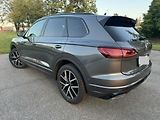 Volkswagen Touareg (2022) VW Touareg R-Line 210 kW | ČR  - náhled 3