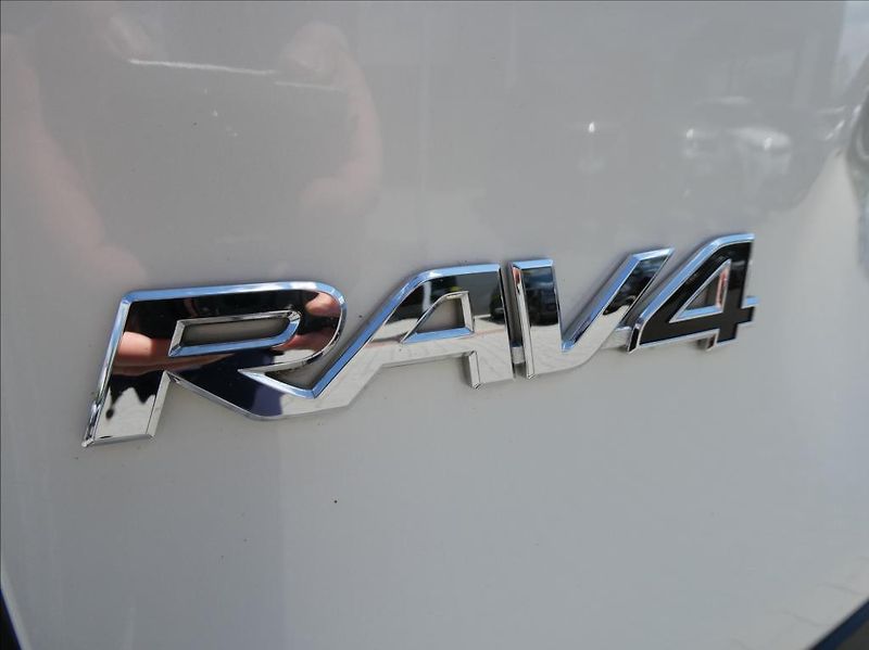Toyota RAV4 2,5 Hybrid,1.maj,ČR,tažné - fotka 33 z 33