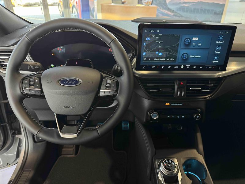 Ford Kuga (2026) 2,5 HEV eCVT 132 kW/180k  Blue - fotka 9 z 18