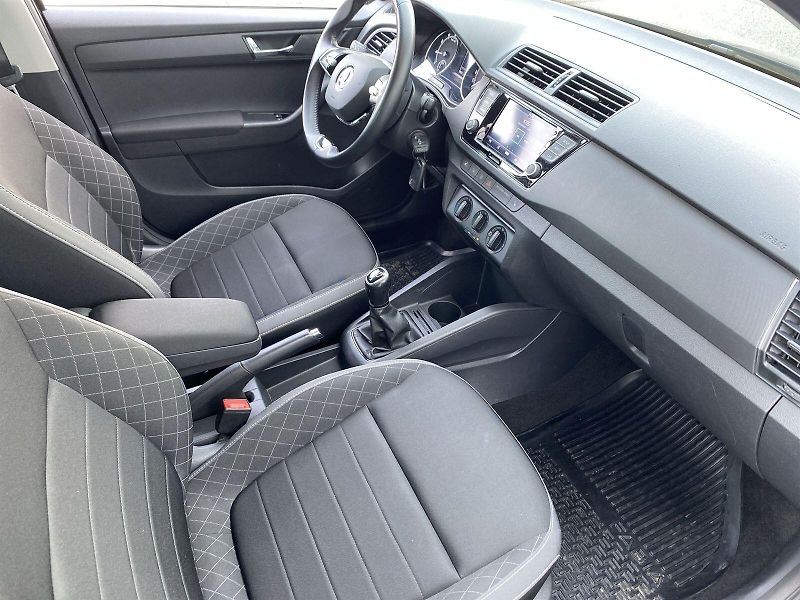 Škoda Fabia (2022) Combi 1.0 TSI Ambition + - fotka 13 z 33