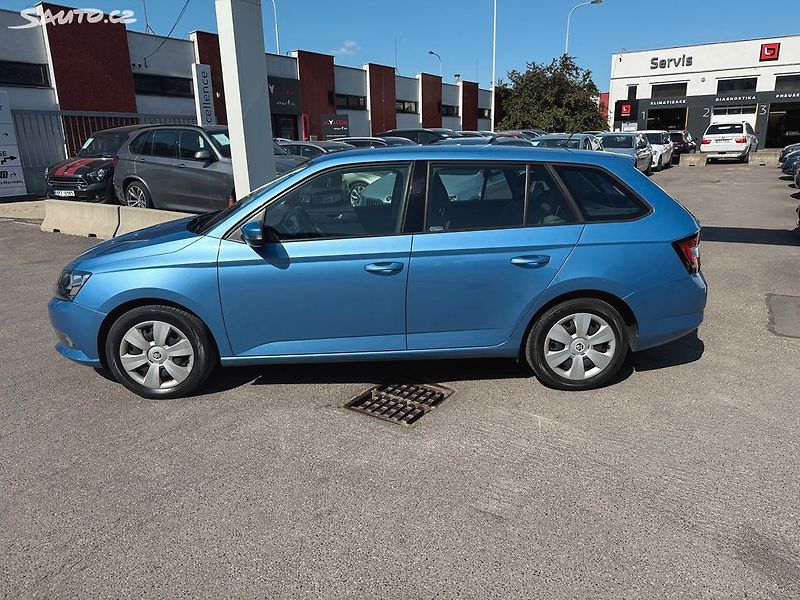 Škoda Fabia 1.2 TSI Ambition Plus - fotka 8 z 28