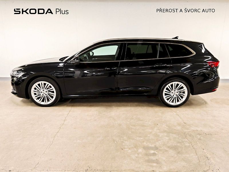 Škoda Superb (2024) Combi 2.0 TDI 142 kW DSG 4x4 L - fotka 3 z 35