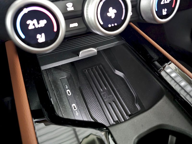 Škoda Superb (2025) Combi 2.0TDI 142kW 4X4 Laurin - fotka 27 z 35