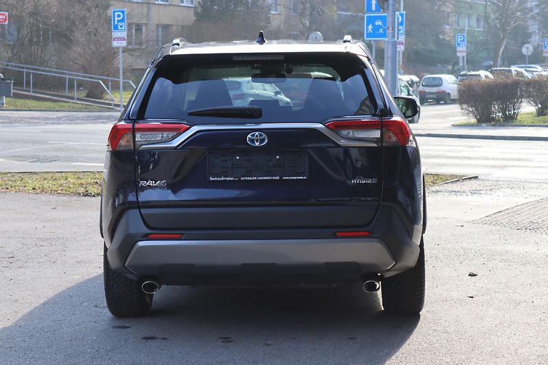 Toyota RAV4 2.5 HYBRID CVT 131kW - fotka 12 z 50