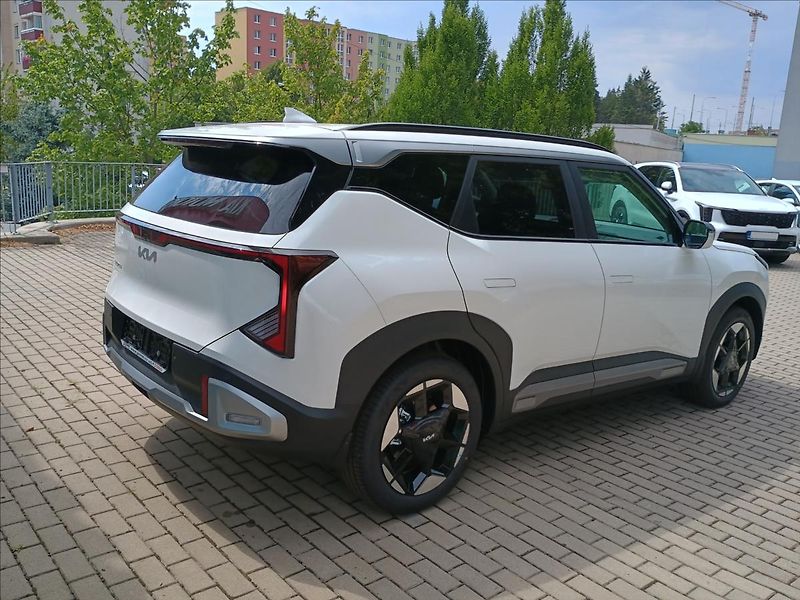 Kia Seltos (2026) 1,6 T-GDi GPF 4x2 7DCT EXCLUSI - fotka 2 z 7