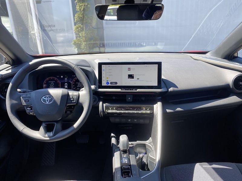 Toyota C-HR 2.0HEV, ČR-1m, Executive, 4x4 - fotka 11 z 18