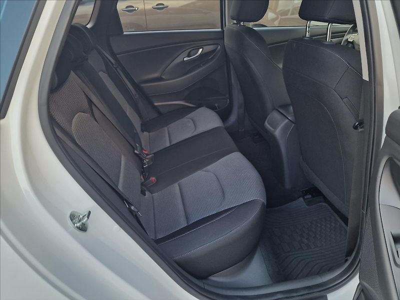 Hyundai i30 1.0 T-GDI Comfort,REZERVACE - fotka 15 z 50