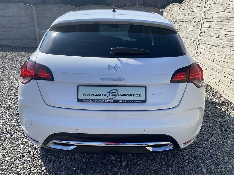 Citroën DS4 1.6i 16V 120PS EXCLUSIVE TOP!! - fotka 4 z 160