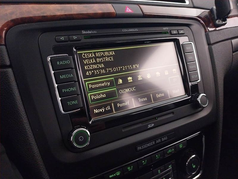 Škoda Superb (2010) Elegance 2.0 TDI, Automat - fotka 20 z 20