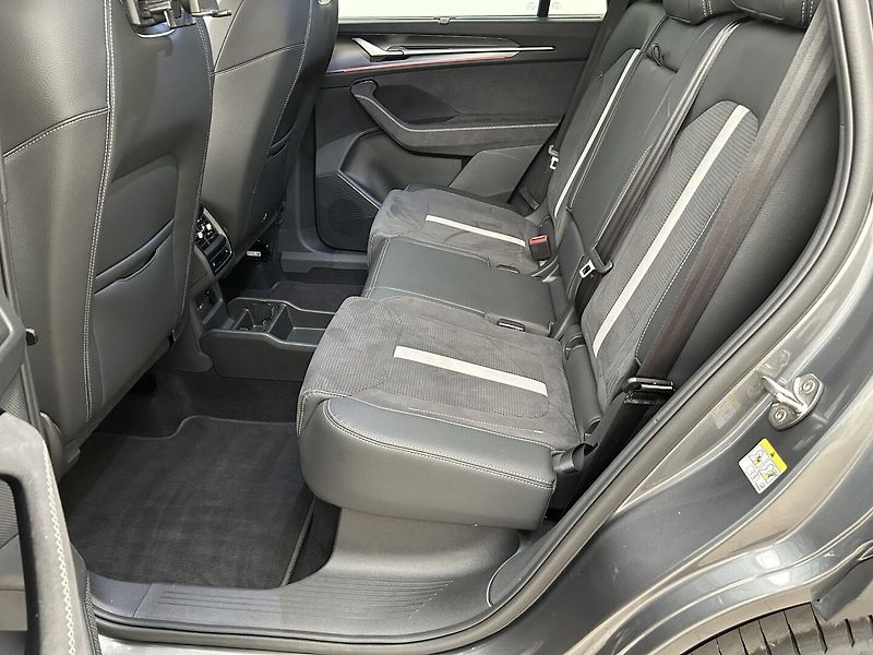 Škoda Kodiaq 2.0 TSI 4x4 SportLine - fotka 8 z 29